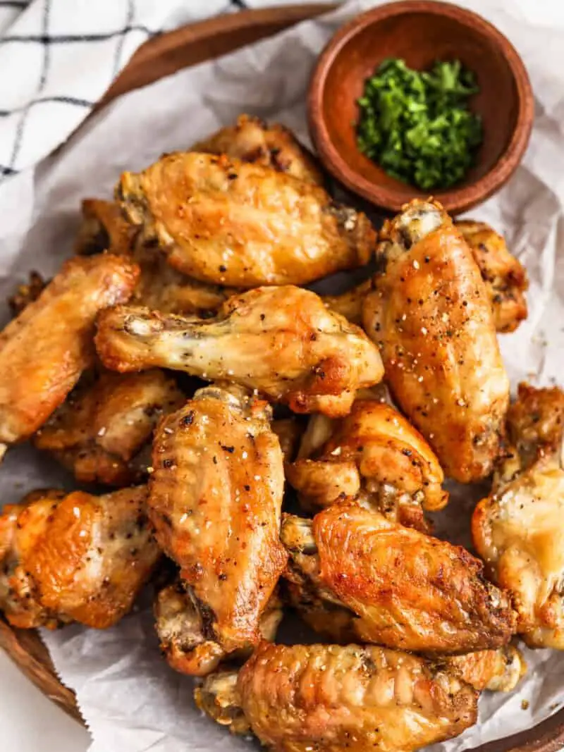 Air Fryer Chicken Wings by Holly