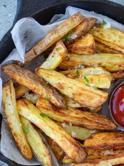 15-Minute Air Fryer French Fries