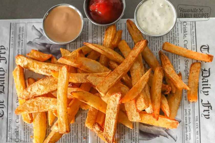 Crispy Air Fryer French Fries by Emily