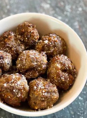 Air Fryer Meatballs by Isabel