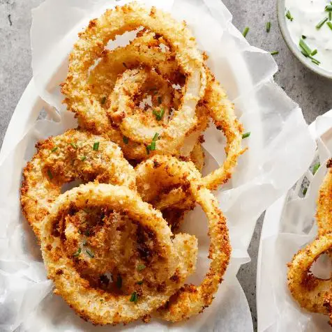 Air-Fryer Onion Rings by Laura