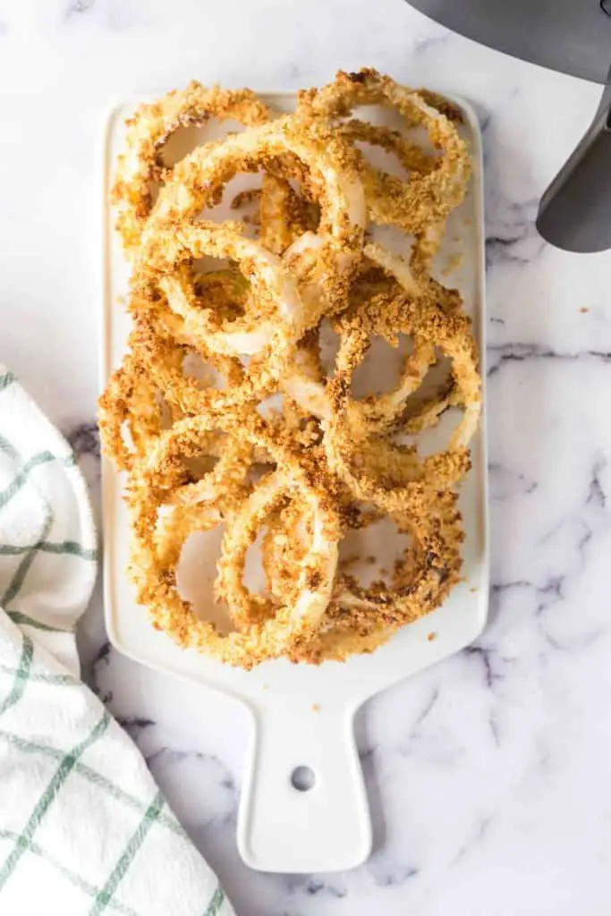Air Fryer Onion Rings by Melissa