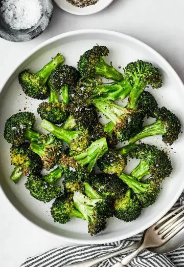 Air Fryer Broccoli by Lisa